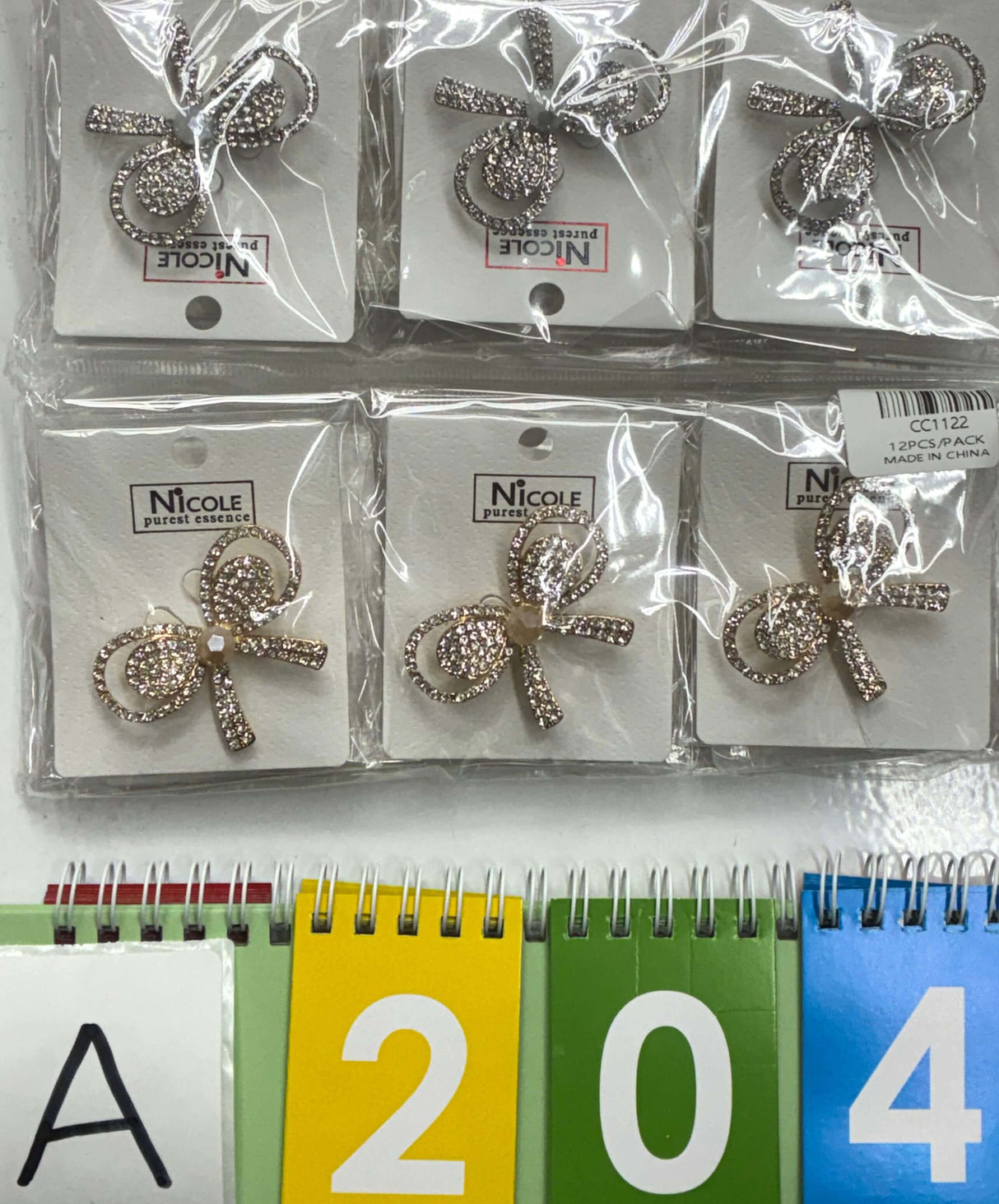 4.6.26 Limited Release Dozen Products (Brooch)