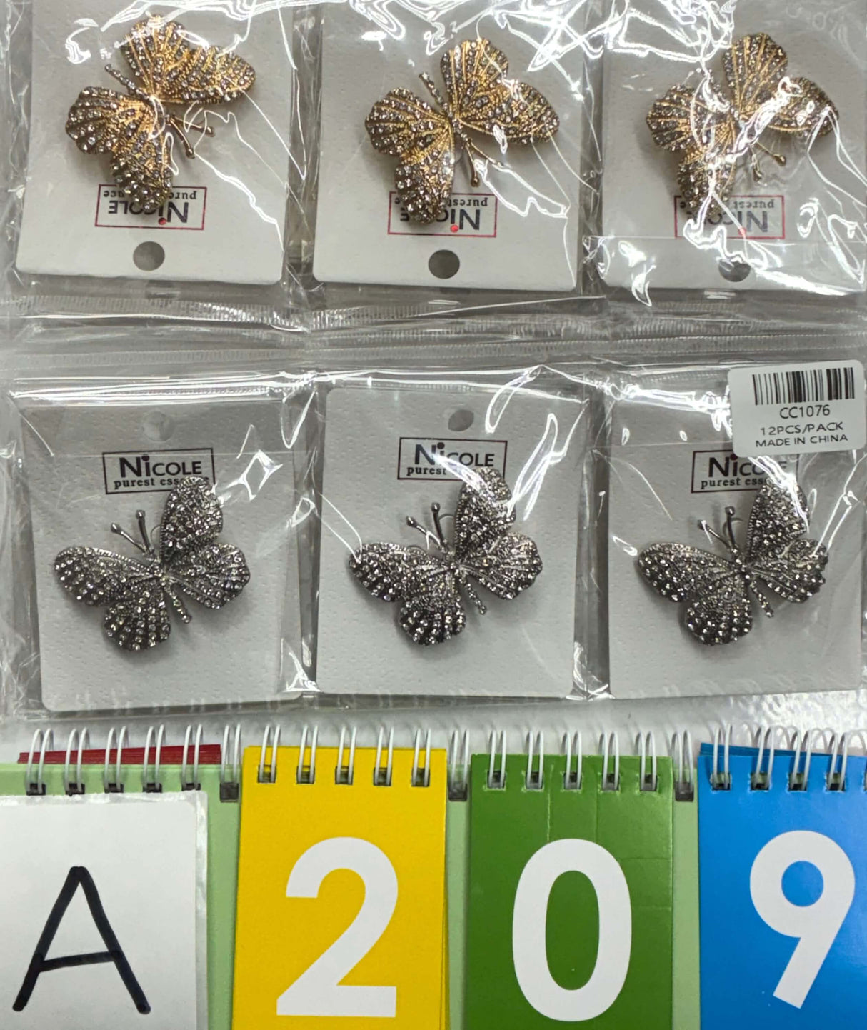 4.6.26 Limited Release Dozen Products (Brooch)