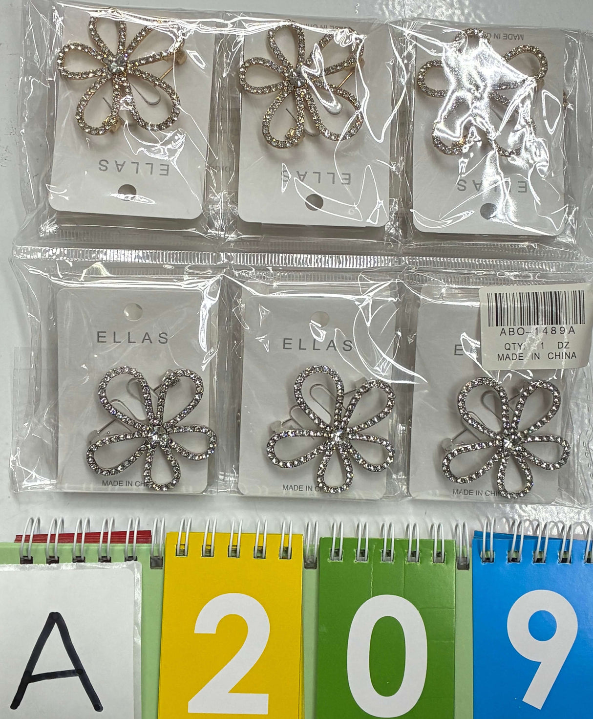 4.6.26 Limited Release Dozen Products (Brooch)