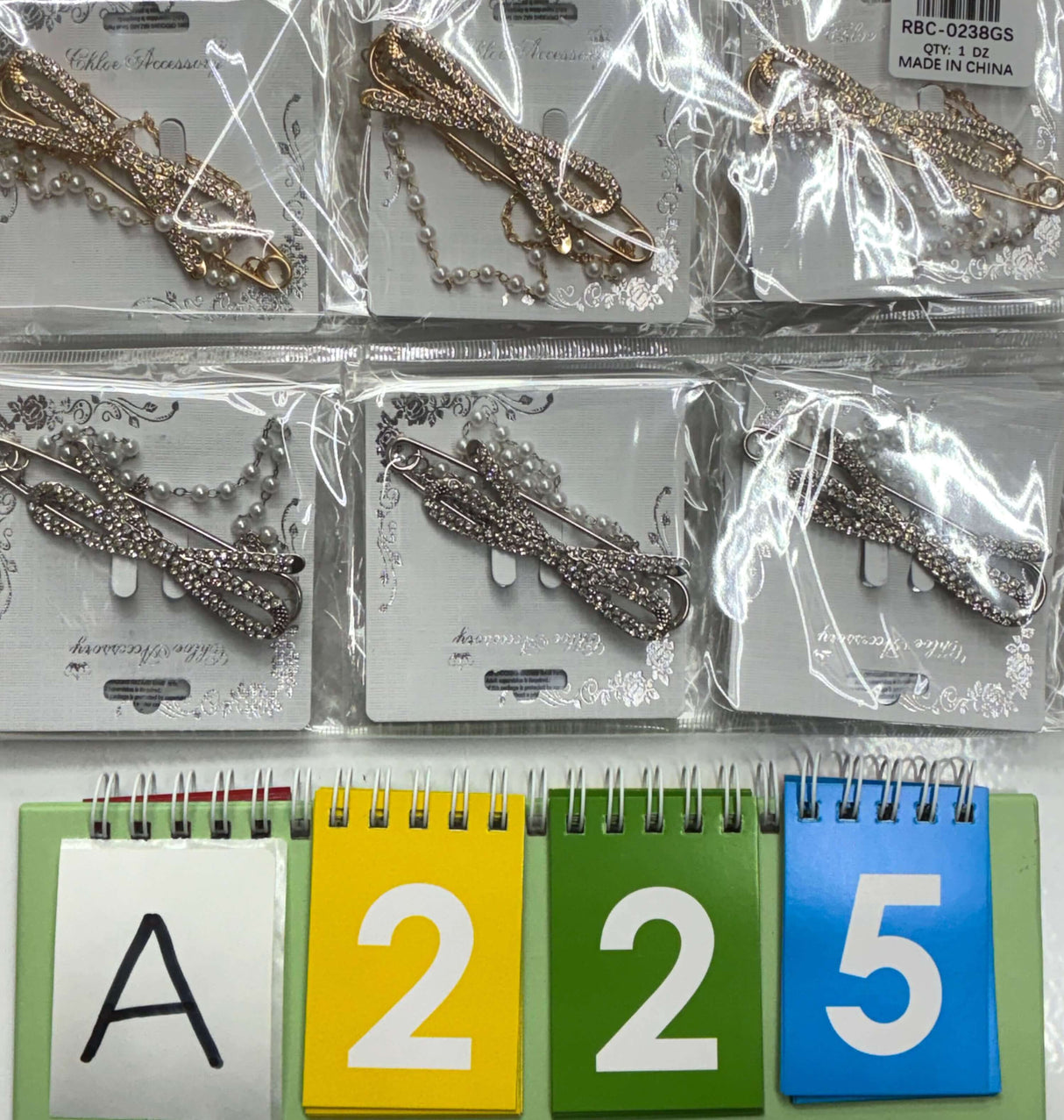 4.6.26 Limited Release Dozen Products (Brooch)