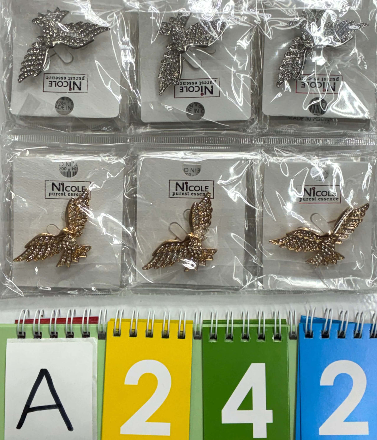 4.6.26 Limited Release Dozen Products (Brooch)