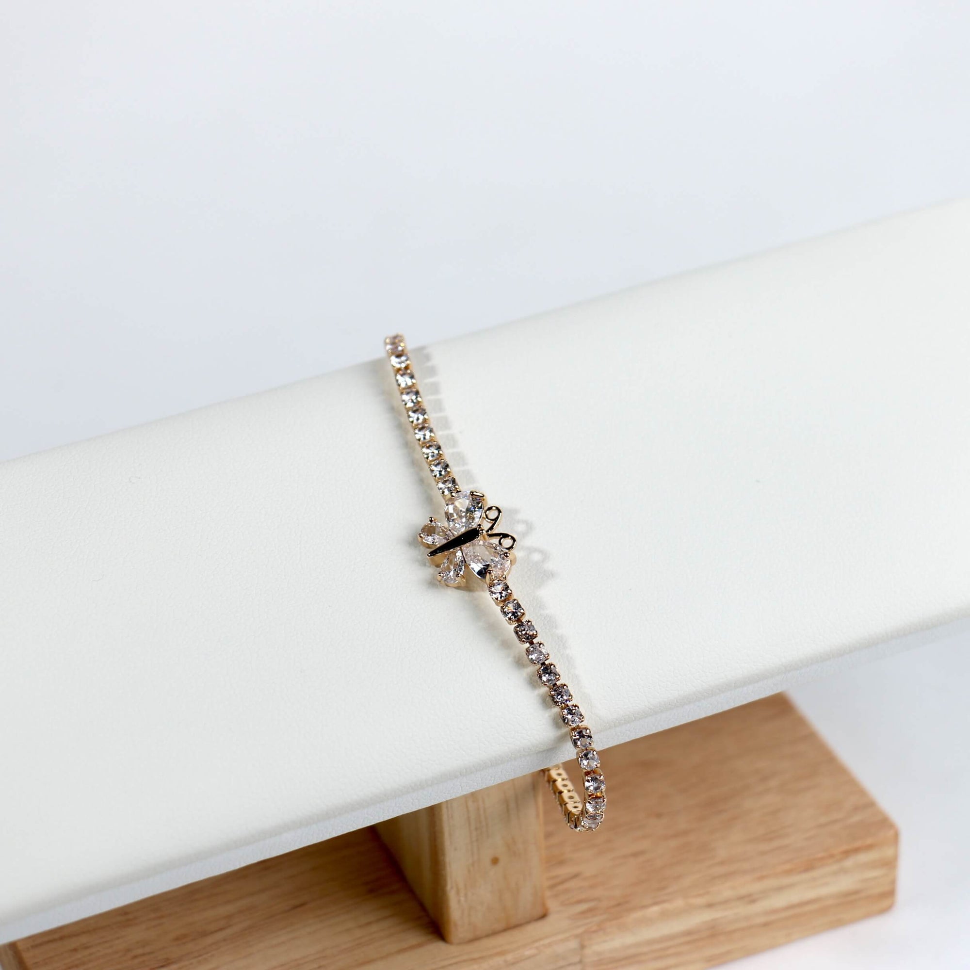 Design Clover Bracelets #CB219 - Multiple Colors (PC)