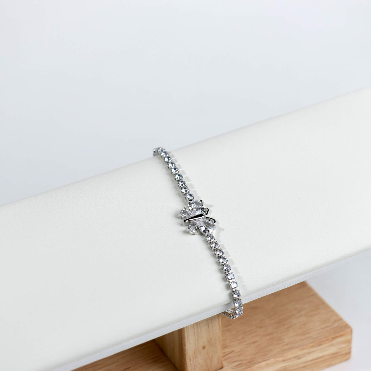 Design Butterfly Bracelets #CB219 - Multiple Colors (PC)