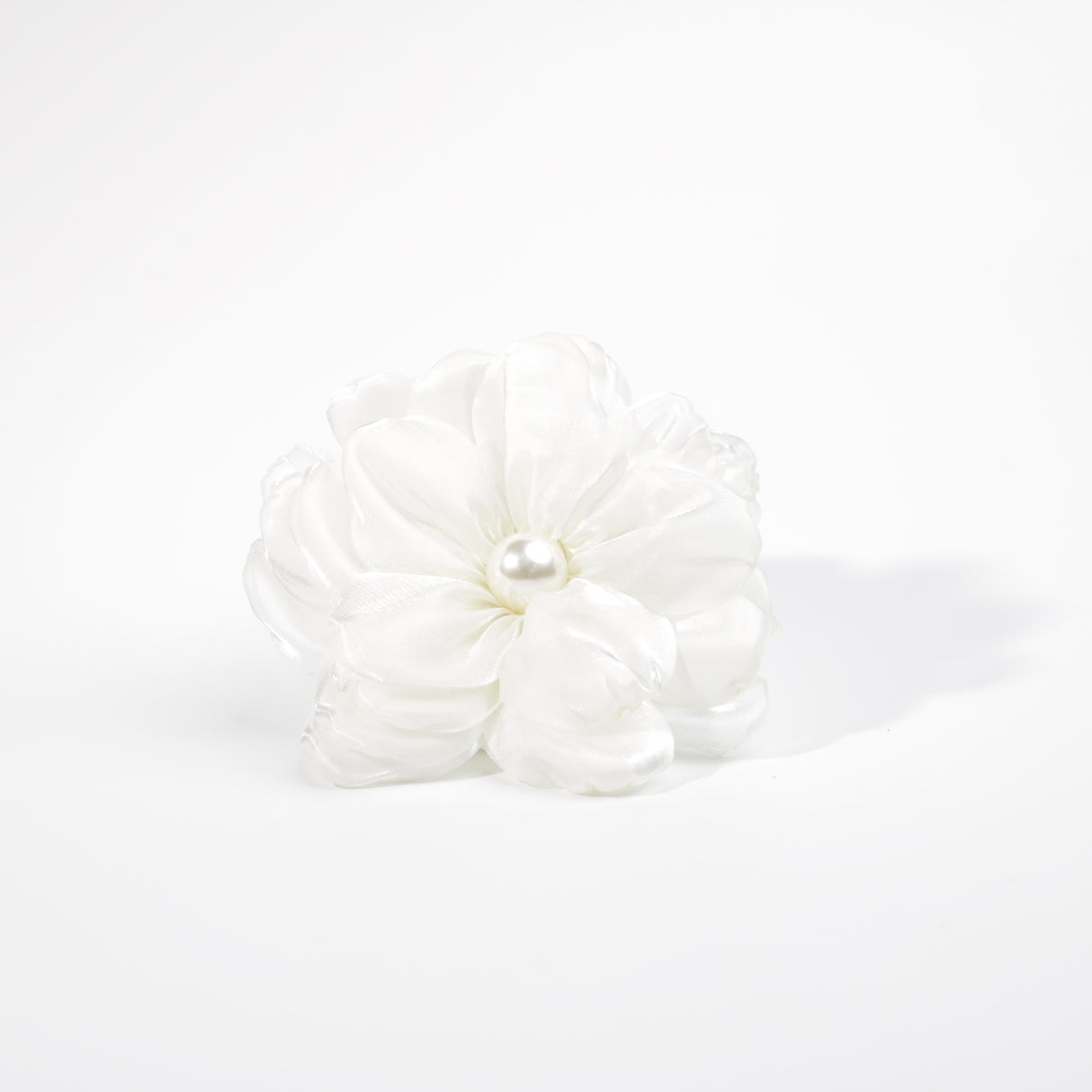 Fashion Flower Brooch #DSBRC02-IV - Ivory (PC)