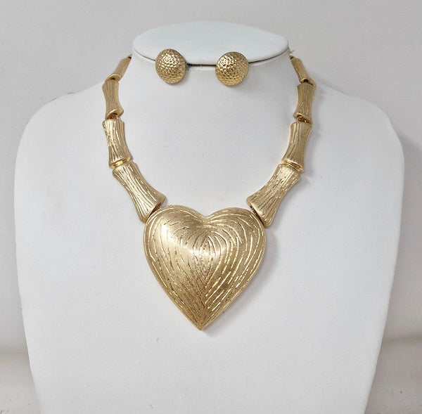 Fashion Heart Pendant Necklace Set #JN11263 - Multiple Colors (PC)