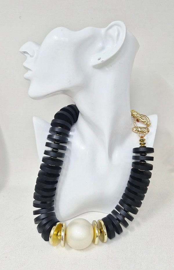 Fashion Bold Disc Beaded Necklace #JN11315 - Multiple Colors (PC)