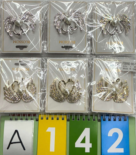 4.6.26 Limited Release Dozen Products (Brooch)