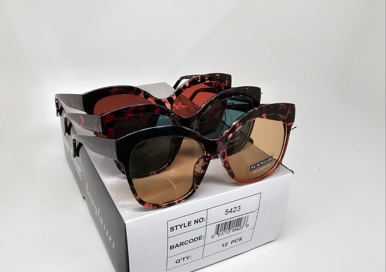 Wholesale Fashion Sunglasses #5423 (12PC)